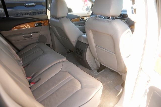 2015 Lincoln MKX Base
