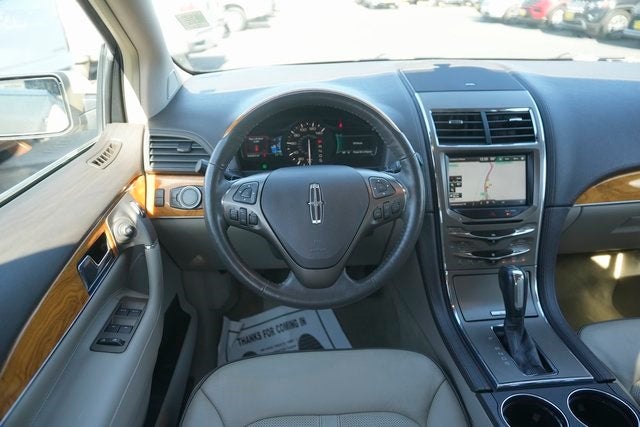 2015 Lincoln MKX Base