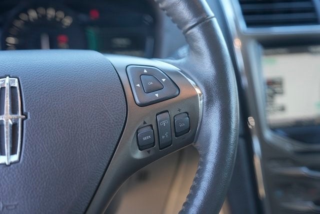 2015 Lincoln MKX Base