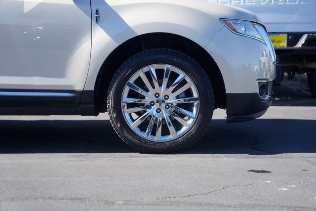 2015 Lincoln MKX Base