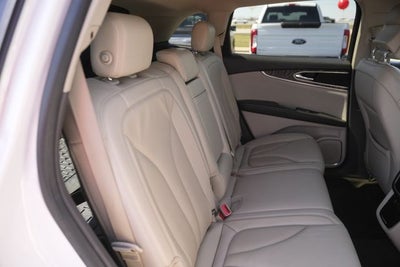 2019 Lincoln Nautilus Select