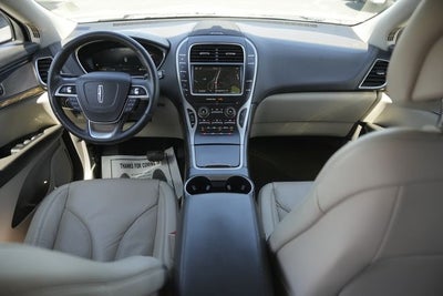2019 Lincoln Nautilus Select