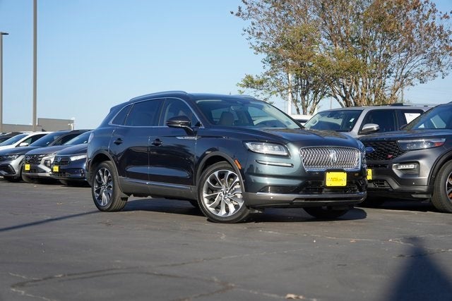 2023 Lincoln Nautilus Reserve