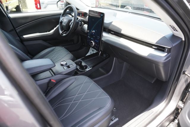 2023 Ford Mustang Mach-E Select