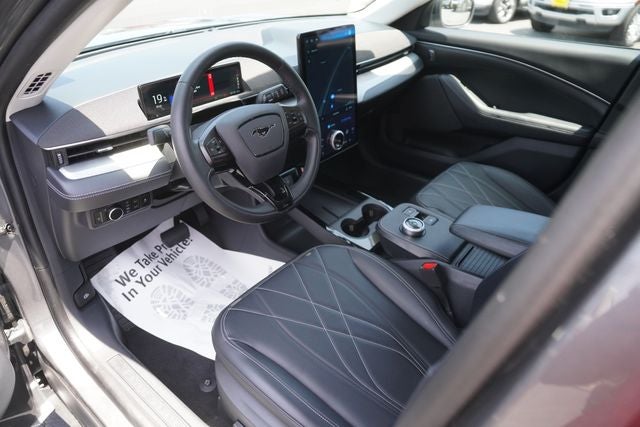 2023 Ford Mustang Mach-E Select