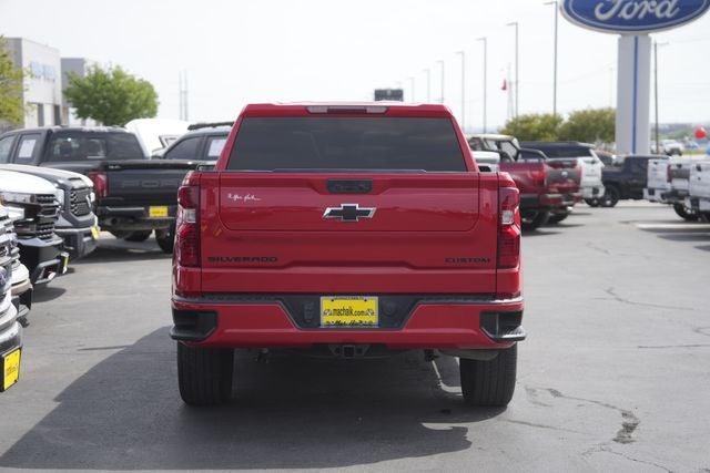 2024 Chevrolet Silverado 1500 Custom