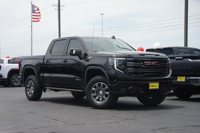 2025 GMC Sierra 1500 AT4