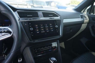 2024 Volkswagen Tiguan SE R-Line Black