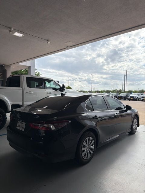 2023 Toyota Camry Hybrid LE