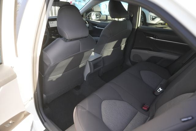 2021 Toyota Camry Hybrid LE