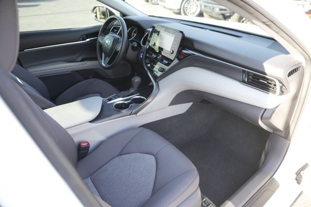 2021 Toyota Camry Hybrid LE