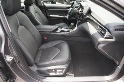 2023 Toyota Camry Hybrid XLE