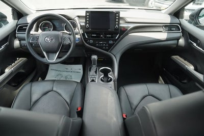 2023 Toyota Camry Hybrid XLE