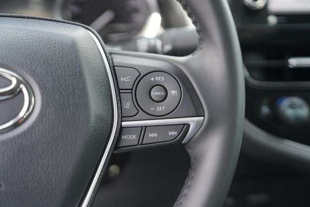 2023 Toyota Camry Hybrid XLE