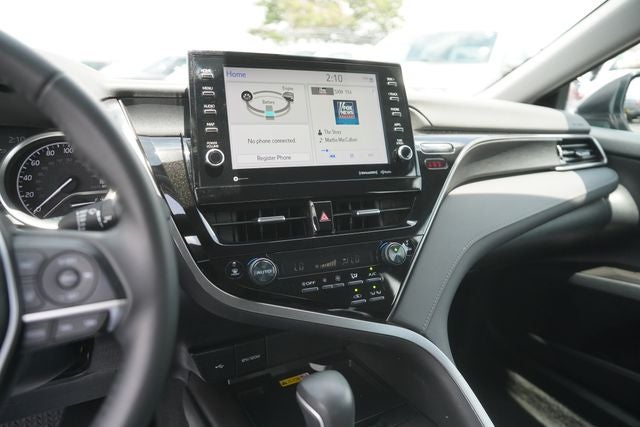 2023 Toyota Camry Hybrid XLE