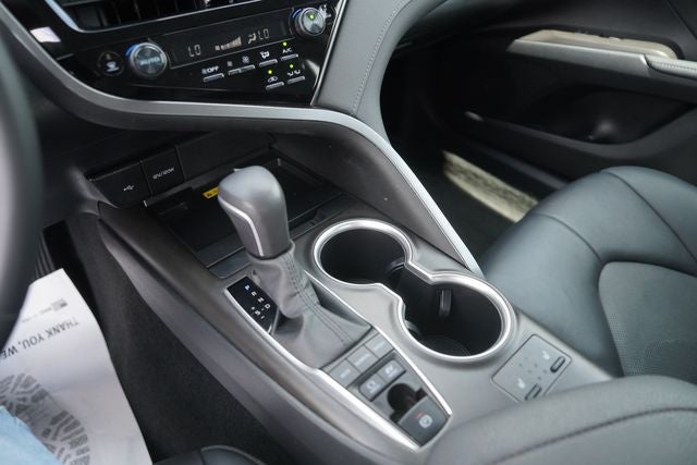2023 Toyota Camry Hybrid XLE
