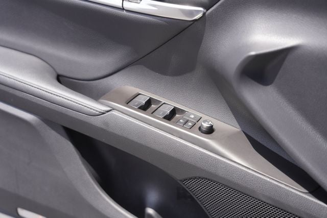 2023 Toyota Camry Hybrid XLE
