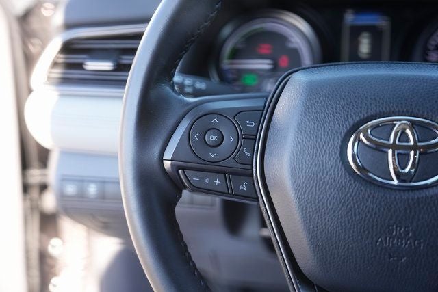 2022 Toyota Camry Hybrid SE