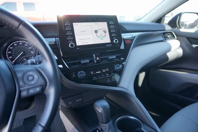 2022 Toyota Camry Hybrid SE