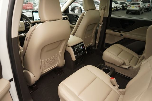 2024 Lincoln Aviator Premiere