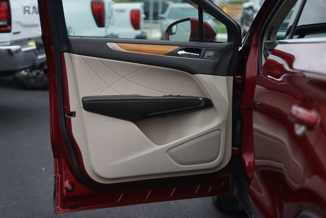 2018 Lincoln MKC Select