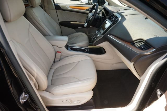2019 Lincoln MKC Select