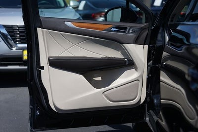 2019 Lincoln MKC Select