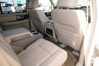 2017 Lincoln Navigator Select