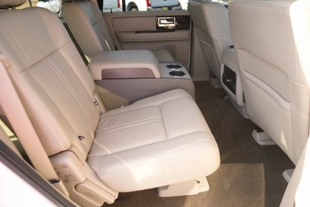 2017 Lincoln Navigator Select