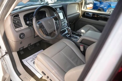 2017 Lincoln Navigator Select