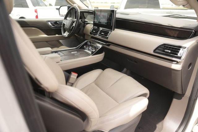 2023 Lincoln Navigator L Reserve
