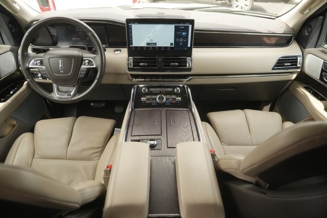 2023 Lincoln Navigator L Reserve