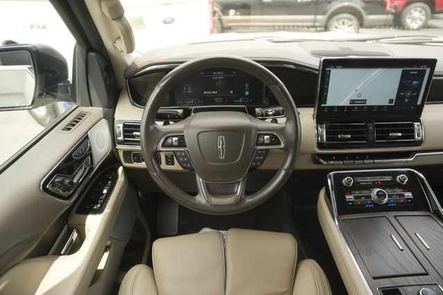 2023 Lincoln Navigator L Reserve
