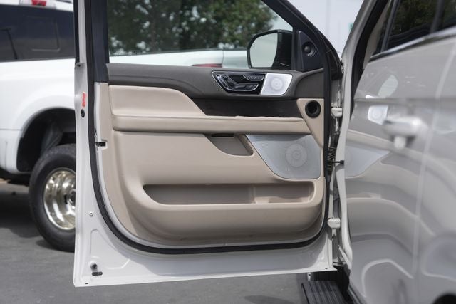 2023 Lincoln Navigator L Reserve