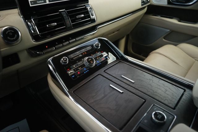 2020 Lincoln Navigator L Reserve