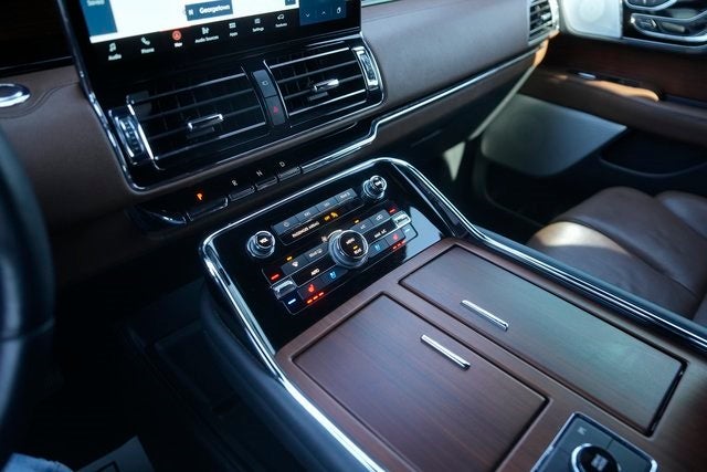 2022 Lincoln Navigator L L Reserve