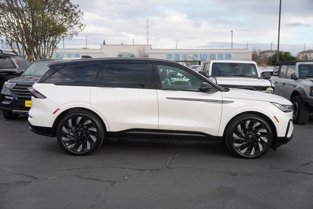 2024 Lincoln Nautilus Reserve