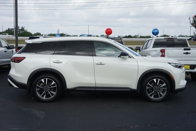 2024 INFINITI QX60 LUXE