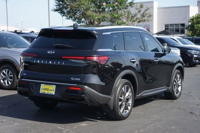 2023 INFINITI QX60 LUXE