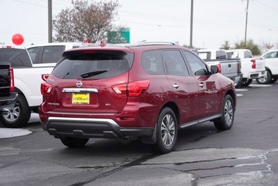 2020 Nissan Pathfinder SV