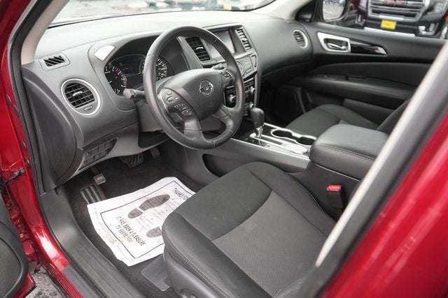 2020 Nissan Pathfinder SV