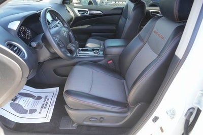 2019 Nissan Pathfinder SV