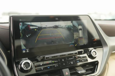 2022 Toyota Highlander Platinum