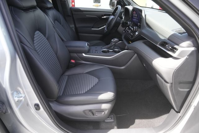 2024 Toyota Highlander XSE