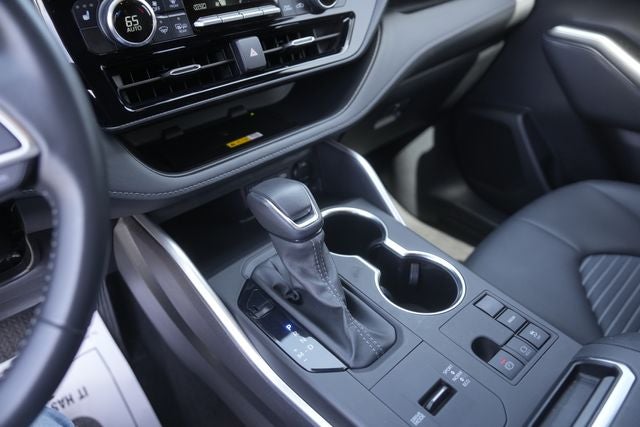 2024 Toyota Highlander XSE
