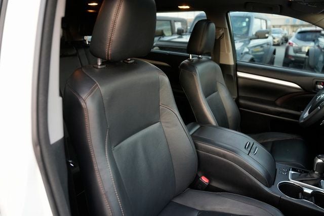 2016 Toyota Highlander XLE V6