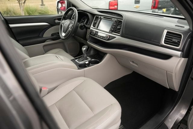 2015 Toyota Highlander XLE V6