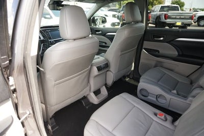 2017 Toyota Highlander XLE