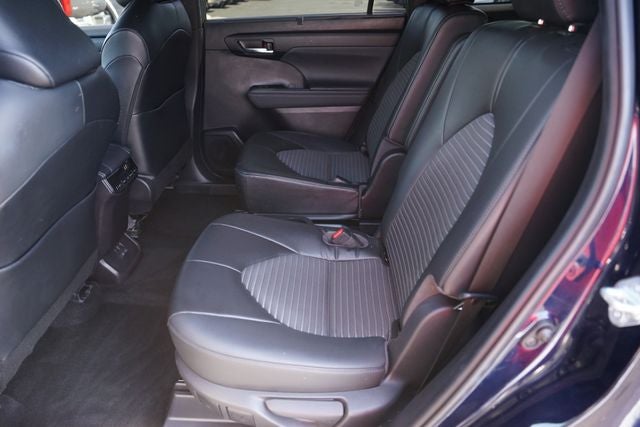 2022 Toyota Highlander XSE