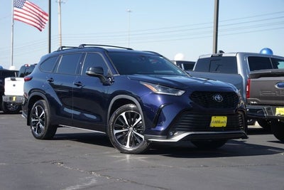 2022 Toyota Highlander XSE